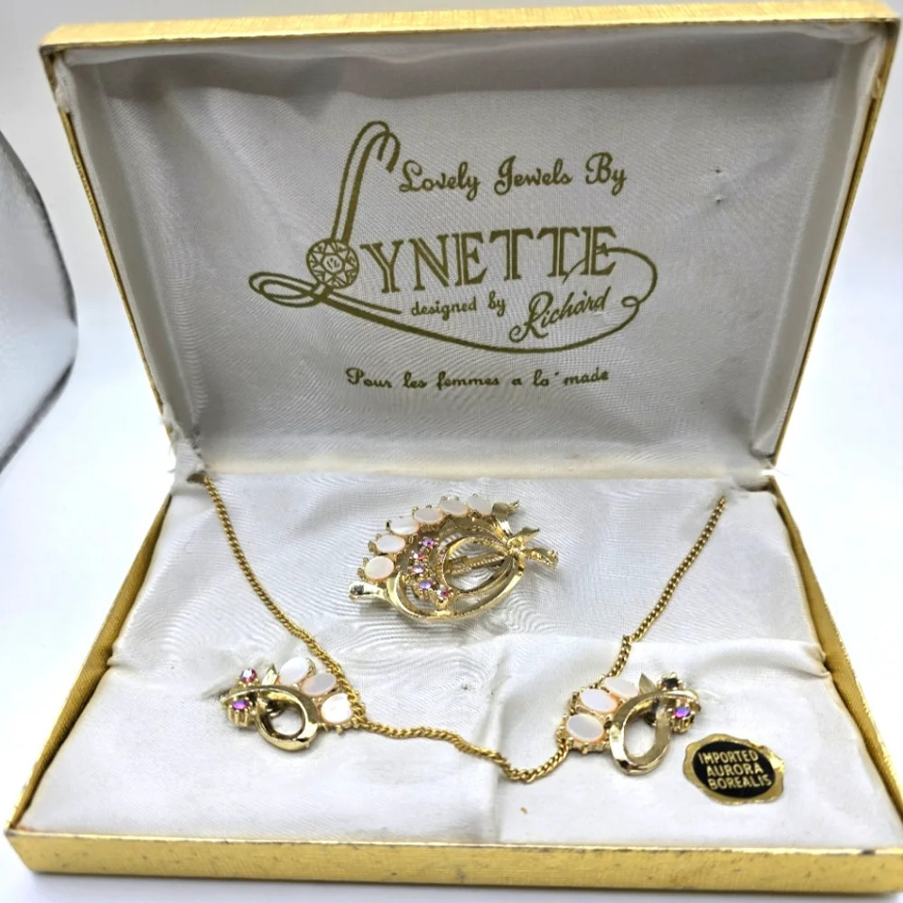 Vintage "Lovely Jewels by Lynette" Aurora Borealis Brooch and Earring Set